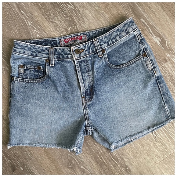 Silver Jeans Pants - SILVER JEANS denim button-fly cutoff shorts